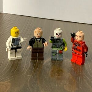 Lego Minifigures Lot of 4